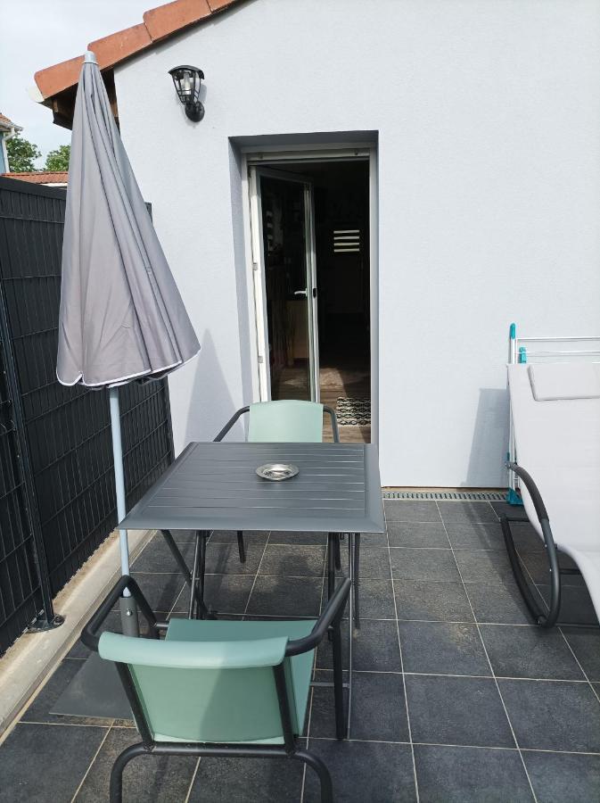 Le Nid Douillet D'Alsace Et Sa Balneo Ottmarsheim Exterior foto